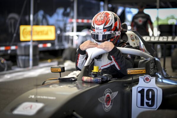 jacob_douglas_motorsport_2025_wrap_GB-NOLA-250411-06450_(1)