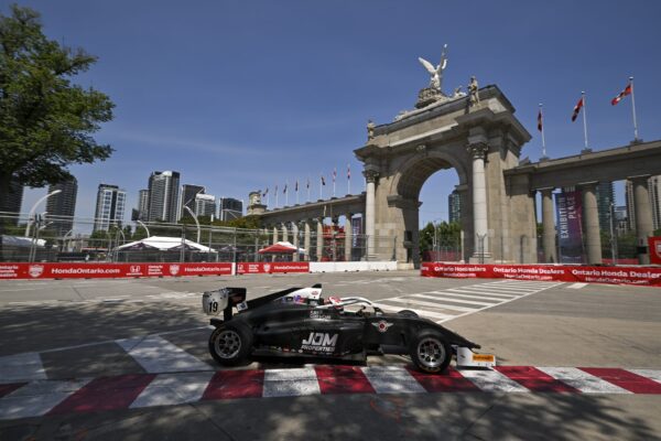 jacob_douglas_motorsport_2025_wrap_GB-Toro-250718-08035