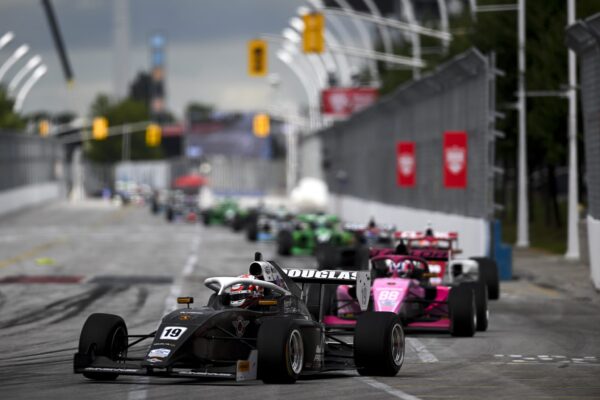 jacob_douglas_motorsport_2025_wrap_GB-Toro-250720-15955